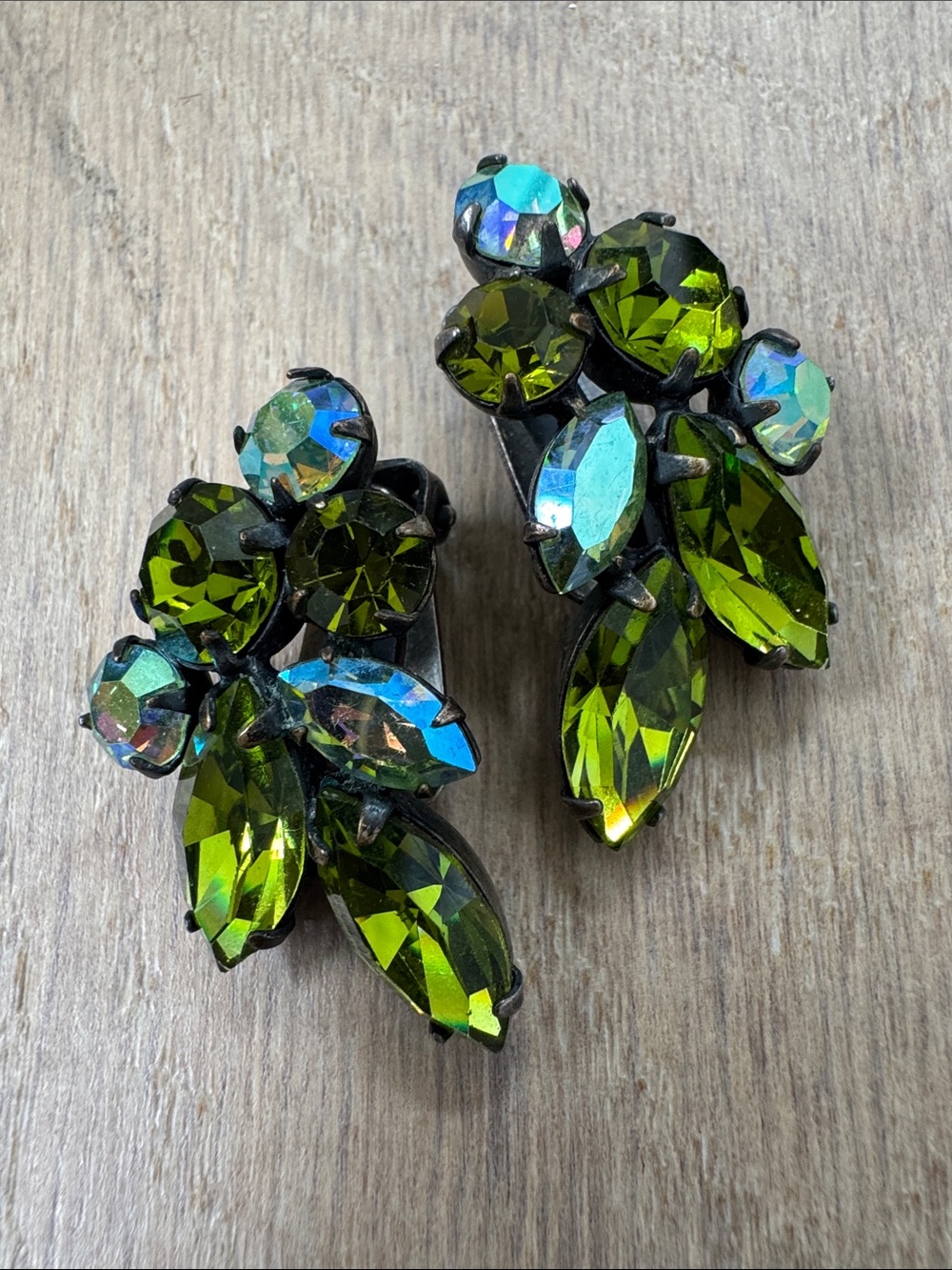 VTG rhinestone clip earrings